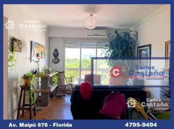 Departamento · 70m² · 3 Ambientes · Depto. 3 Amb. Al Frente y a m. de Av Maipu