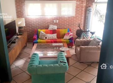 Casa · 147m² · 4 Ambientes · 1 Cochera · Moderna E Impecable Casa 4 Amb. en Exc. Sector