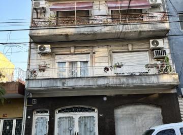 PH de 3 ambientes, Flores · Tipo Casa/ph 3 Ambientes.