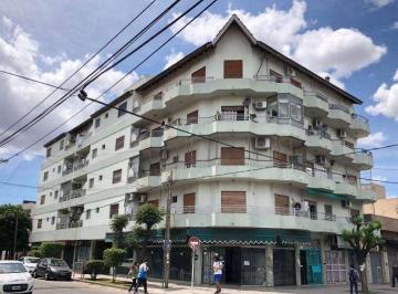 Departamento de 3 ambientes, La Matanza · Nuevo Valor! Depto de 2 1/2 Amb. Al Frente C/balcon - Villa Luzuriaga