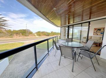 Foto1 · Apartamento en Venta en Primera Linea de Brava de 3 Dorm. Edificio Arenas Blancas, Punta del E