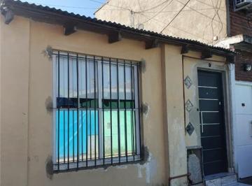 Casa · 170m² · 2 Ambientes · Boulogne, Barrio Obrero Ferroviario con Piltea