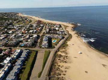 BPV-BPV-8845_2 · Departamento en Primera Linea Al Mar en Venta Manantiales