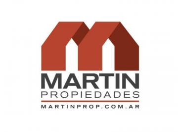 Local comercial · 75m² · 3 Ambientes · Lomas de San Isidro Importante 3 Ambientes Para Uso Comercial Y/o Profesional.