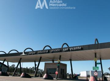 Terreno · 4400m² · Lote Industrial - San Vicente Venta 4.400 m