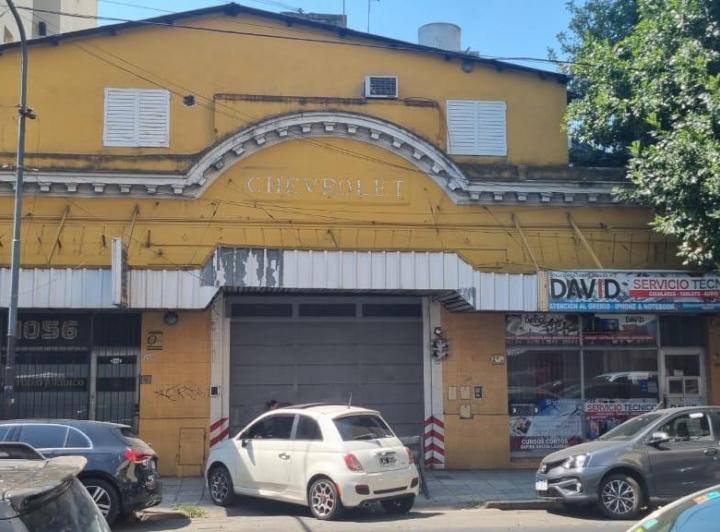 Local comercial · 840m² · 37 Cocheras
