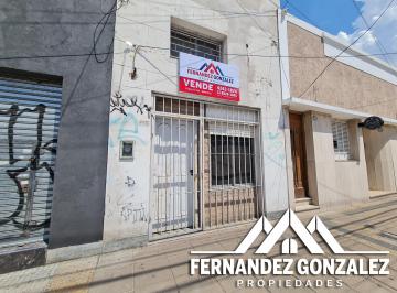 Local comercial de 2 ambientes, Lomas de Zamora · Venta de Local Comercial Sobre Maipú con Entrepiso. en Banfield Centro