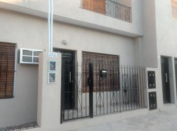 Departamento de 2 ambientes, La Matanza · PH con Entrada Independiente y Cochera