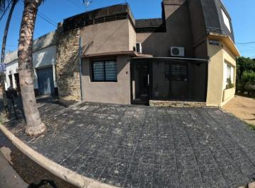 PH · 85m² · 3 Ambientes · PH en Venta en Ramos Mejia