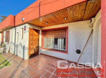 Casa · 150m² · 4 Ambientes · 3 Cocheras · Casa - Lomas de Zamora Este