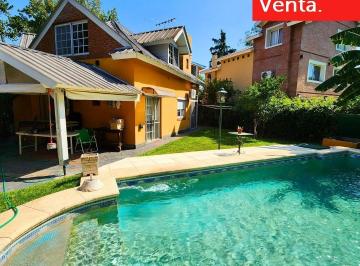 Casa · 245m² · 4 Ambientes · 1 Cochera · Casa 4 Ambientes en Barrio Los Olmos, Venta, Benavidez