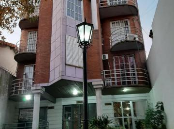 Departamento · 32m² · 2 Ambientes · Departamento 2 Ambientes en Planta Baja con Jardín