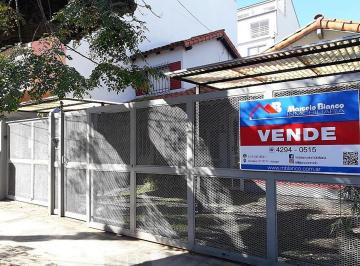 Casa · 120m² · 4 Ambientes · 2 Cocheras · Chalet Adrogue Centro Ideal Emprendimiento Inmobiliario