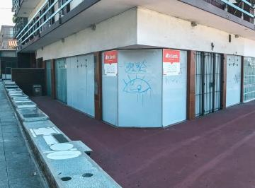Local comercial · 80m² · Local en P. Mogotes