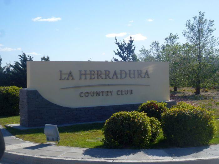 Terreno · 985m²