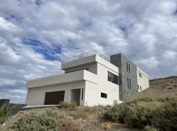 Casa · 800m² · 4 Ambientes · 2 Cocheras · Casa - Country Club La Herradura