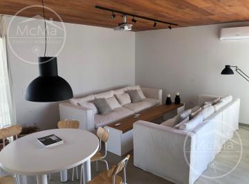 Casa · 97m² · 3 Dormitorios · 2 Cocheras · Casa en Docta Etapa 1, 3 Dorm.
