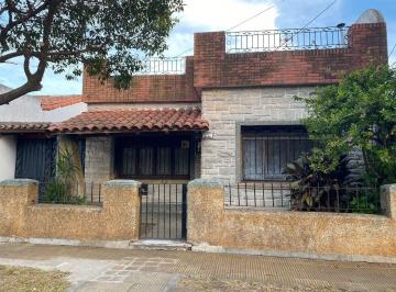 Casa de 4 ambientes, Vicente López · Casa 3 Amb Desarrollada en Planta Baja.