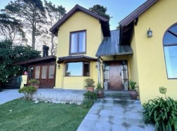 Casa de 5 ambientes, Mar del Plata · Oportunidad! Venta Casa 5 Amb. C/ Parque, Piscina, Quincho. Sierra de Los Padres