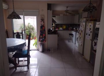Departamento de 4 ambientes, Almirante Brown · Excelente Departamento de Tres Dorm. con Tres Patios!