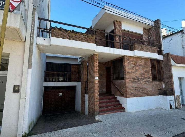 Casa · 304m²