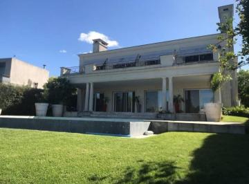 Casa · 620m² · 5 Ambientes · 3 Cocheras · Casa en Venta Castores, Nordelta