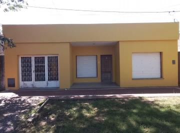Casa · 291m² · 3 Ambientes · 1 Cochera · Casa - Saladillo