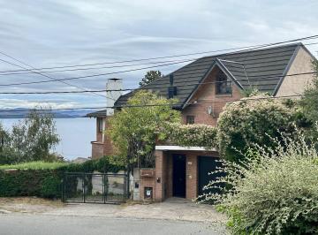 LCR-LCR-1037_2 · Casa en Barrio Belgrano de 6 Dorm. con Vista Al Lago