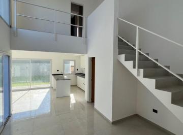Casa · 92m² · 3 Ambientes · 2 Cocheras · Duplex en Venta 2 Dorm. San Ignacio Village