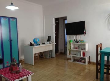 Departamento de 2 ambientes, Mar del Plata · 2 Ambientes Contrafrente Muy Luminoso. Alquiler Para Estudiantes