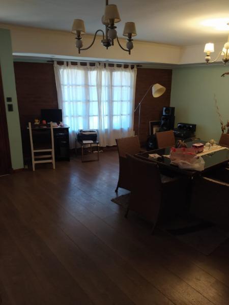 Chalet 4 amb, 156m² en Parque Peña con garage y gran parque