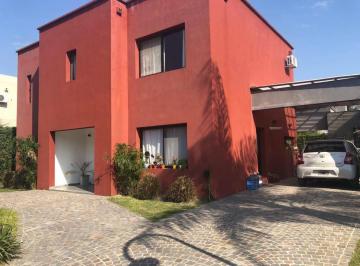Casa · 220m² · 5 Ambientes · 2 Cocheras · Casa San Lucas Village Ing Maschwitz Escobar Zona Norte
