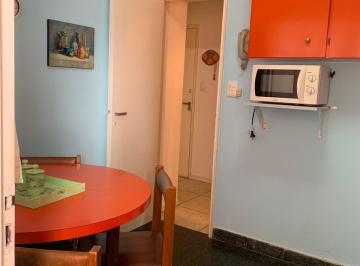 Departamento de 1 ambiente, Miramar · Departamento en Miramar, a Pocos m de La Playa