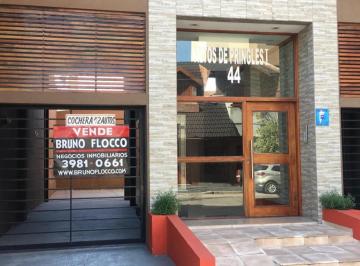 Garage · 15m² · Cocheras en Venta - Pringles 44 - Lanus Oeste