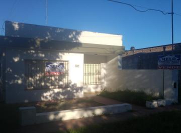 Casa · 90m² · 2 Dormitorios · Casa en Venta en Lujan Cortines