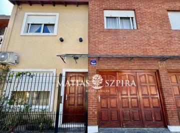 Casa · 108m² · 4 Ambientes · 1 Cochera · Venta de Casa 4 Ambientes en Wilde, Avellaneda.