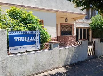 Casa · 100m² · 3 Ambientes · 2 Cocheras · Venta Urgente Casa, Apta Credito / Parque / Garajes