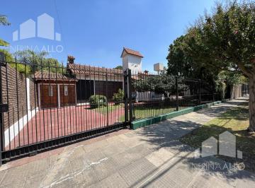 Casa · 250m² · 4 Ambientes · 2 Cocheras · Venta Casa Cuatro Ambientes Ituzaingo