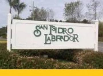 Terreno · 830m² · Lote Interno en Venta en San Isidro Labrador