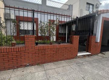 Casa · 95m² · 3 Ambientes · 1 Cochera · Casa en Venta