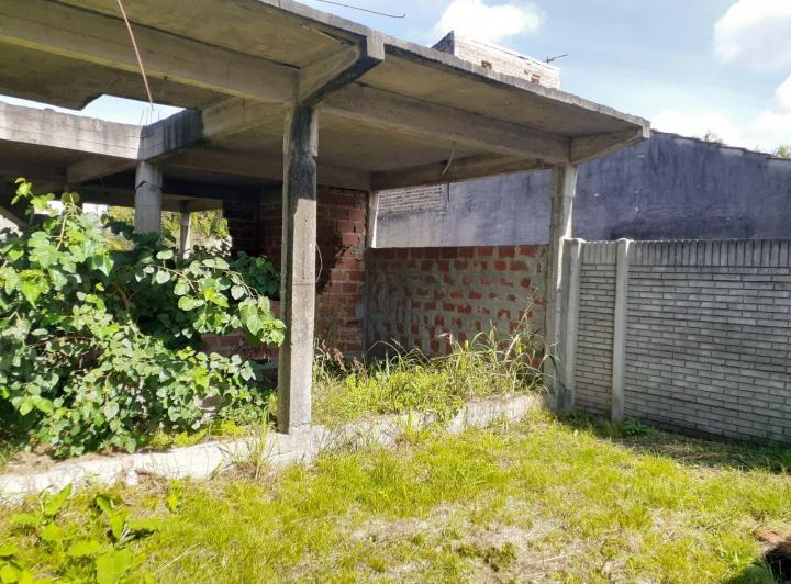 Terreno · 330m²