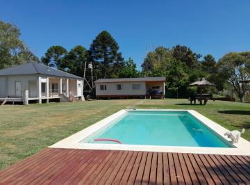 Casa · 155m² · 4 Ambientes · 10 Cocheras · Villa La Ñata