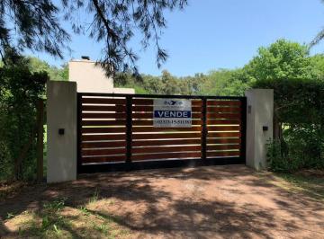 Casa · 110m² · 3 Ambientes · Venta Casa Quinta en Barrio Las Casuarinas - Lujan - Zona Oeste