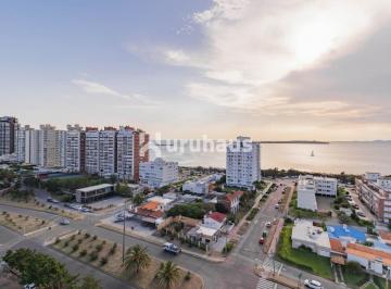 Foto1 · Venta Apartamento Tres Dorm. Playa Mansa Punta del Este Edificio Art Boulevard