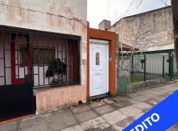 PH de 2 ambientes, Tres de Febrero · PH de 2 Ambientes en Planta Baja a Reciclar