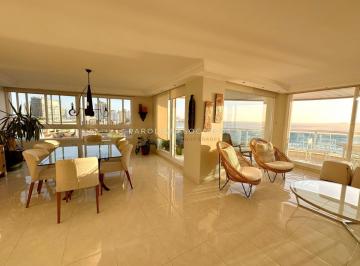 Foto1 · Apartamento en Venta de 3 Dorm. en Millenium Tower, Punta del Este.