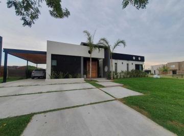Casa · 175m² · 4 Ambientes · 1 Cochera · Casa en Venta en El Cantón, Escobar, G. B. a. Zona Norte
