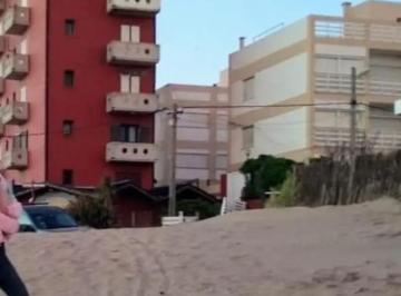 Departamento de 1 ambiente, Villa Gesell · Frente Al Mar, Muy Luminoso