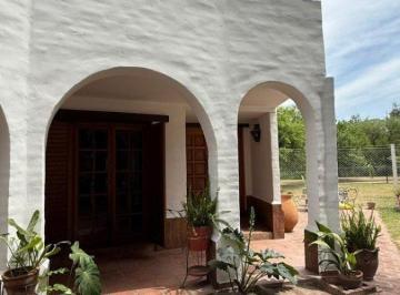 Casa · 665m² · 7 Ambientes · 2 Cocheras · Excelente Oportunidad Casa en Villa Allende Golf