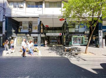 Local comercial · 44m² · 3 Ambientes · Oficina o Local en Galería Libertad con 2/3 Privados.